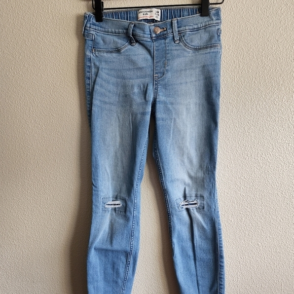 Abercrombie Kids Girls Pull-On Jean Legging - Picture 2 of 7